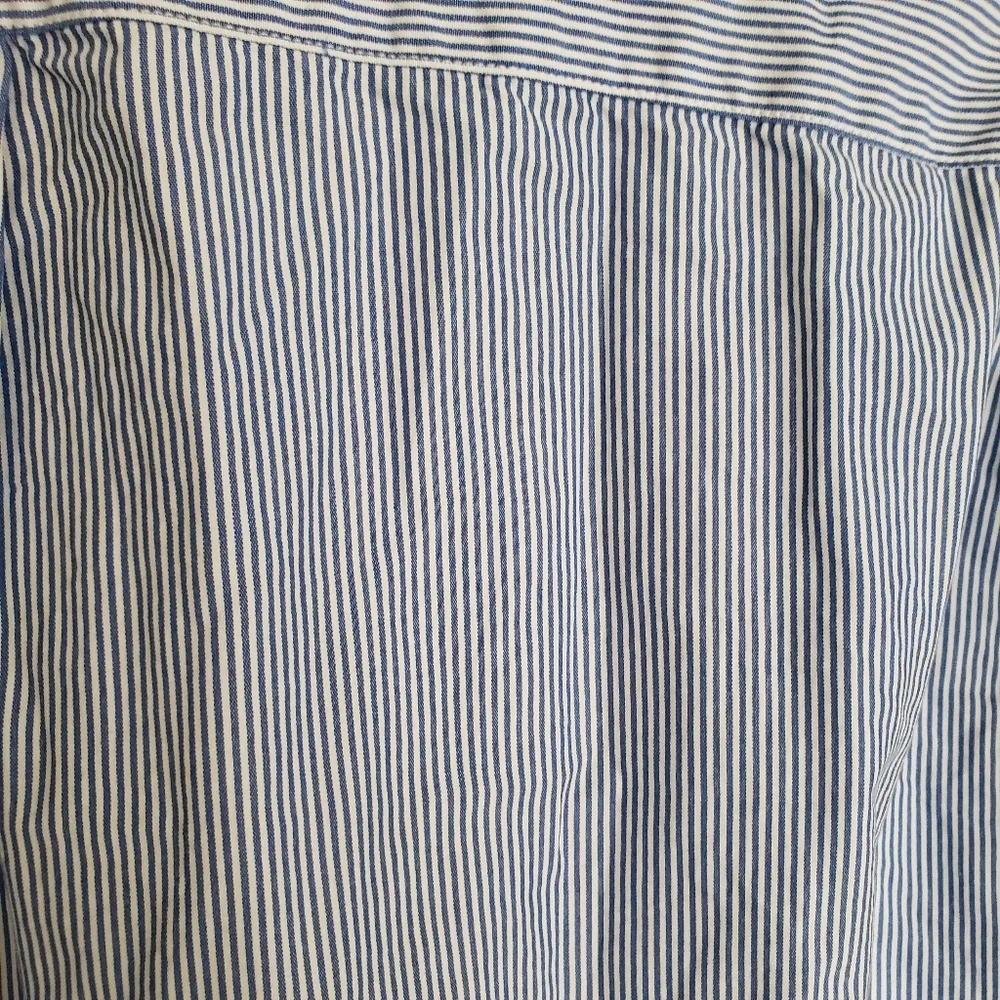 ๐SOLD๐ J. Crew Classic Blue and White Pinstripe Button Down Shirt 100% Cotton - Picture 5 of 12